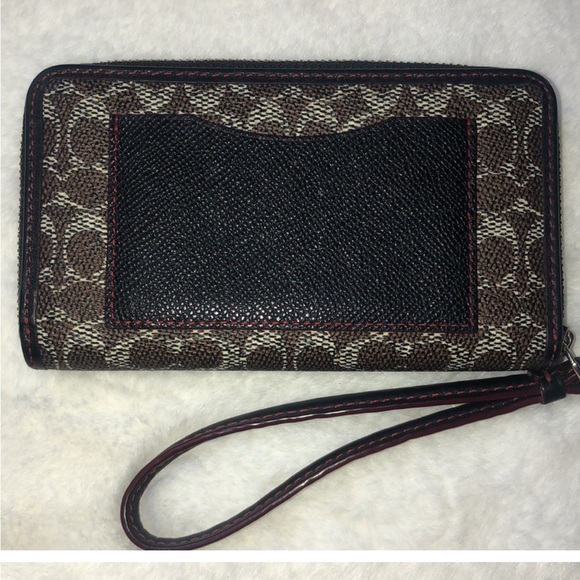 Coach Brown Patterned Wallet - Picture 3 of 4